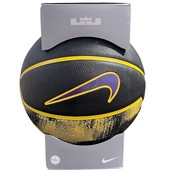 (Sold Out!!) Nike Lebron James Basketball “Strive For Greatness” - Picture 3 of 3